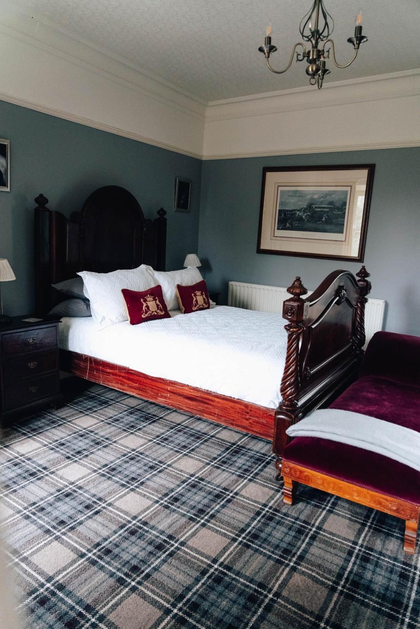 Luxury Accommodation In County Antrim With Riverside Hot Tub Kells Екстериор снимка