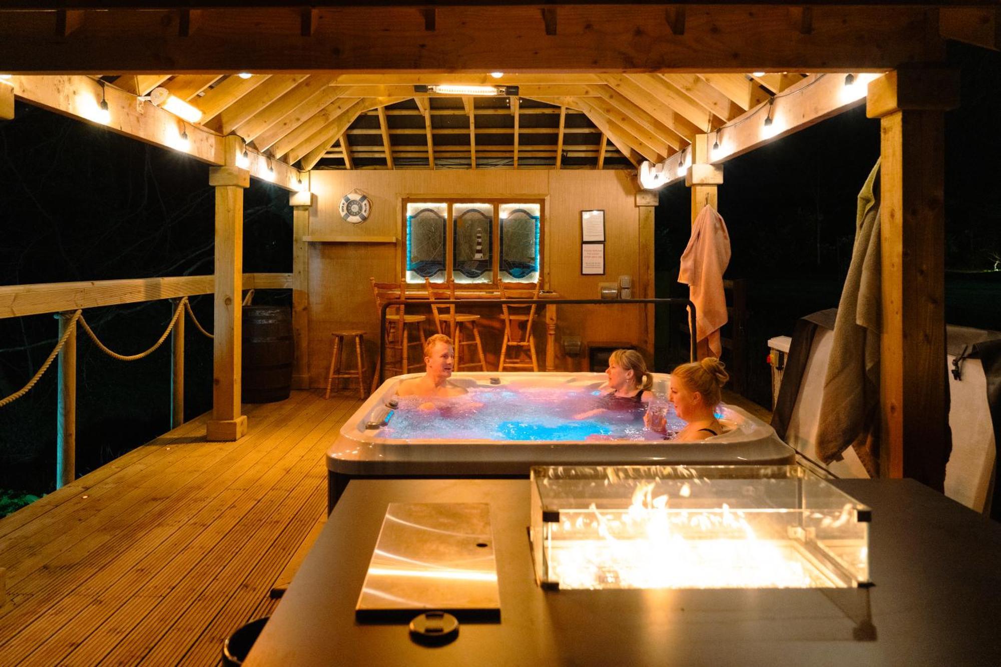Luxury Accommodation In County Antrim With Riverside Hot Tub Kells Екстериор снимка