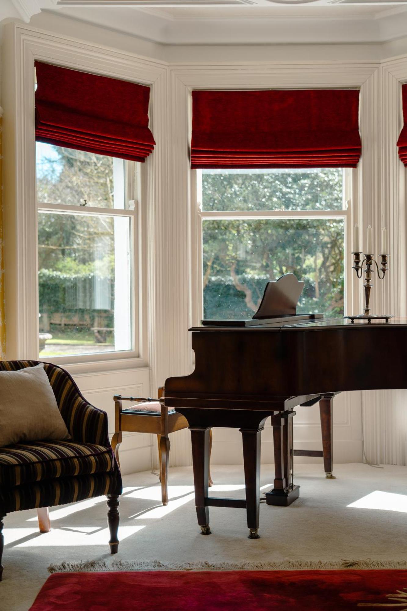 Luxury Accommodation In County Antrim With Riverside Hot Tub Kells Екстериор снимка